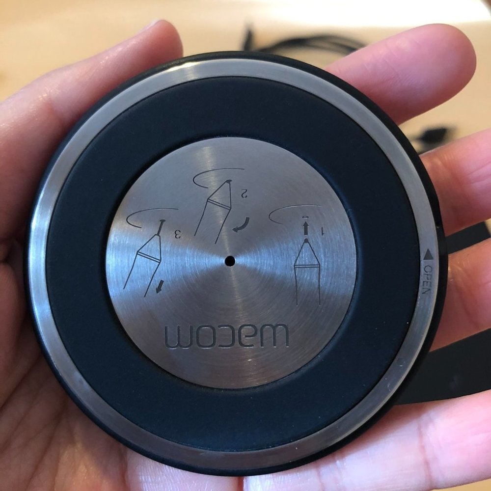 Wacom Intuos Pro-medium - Picture 4 of 10